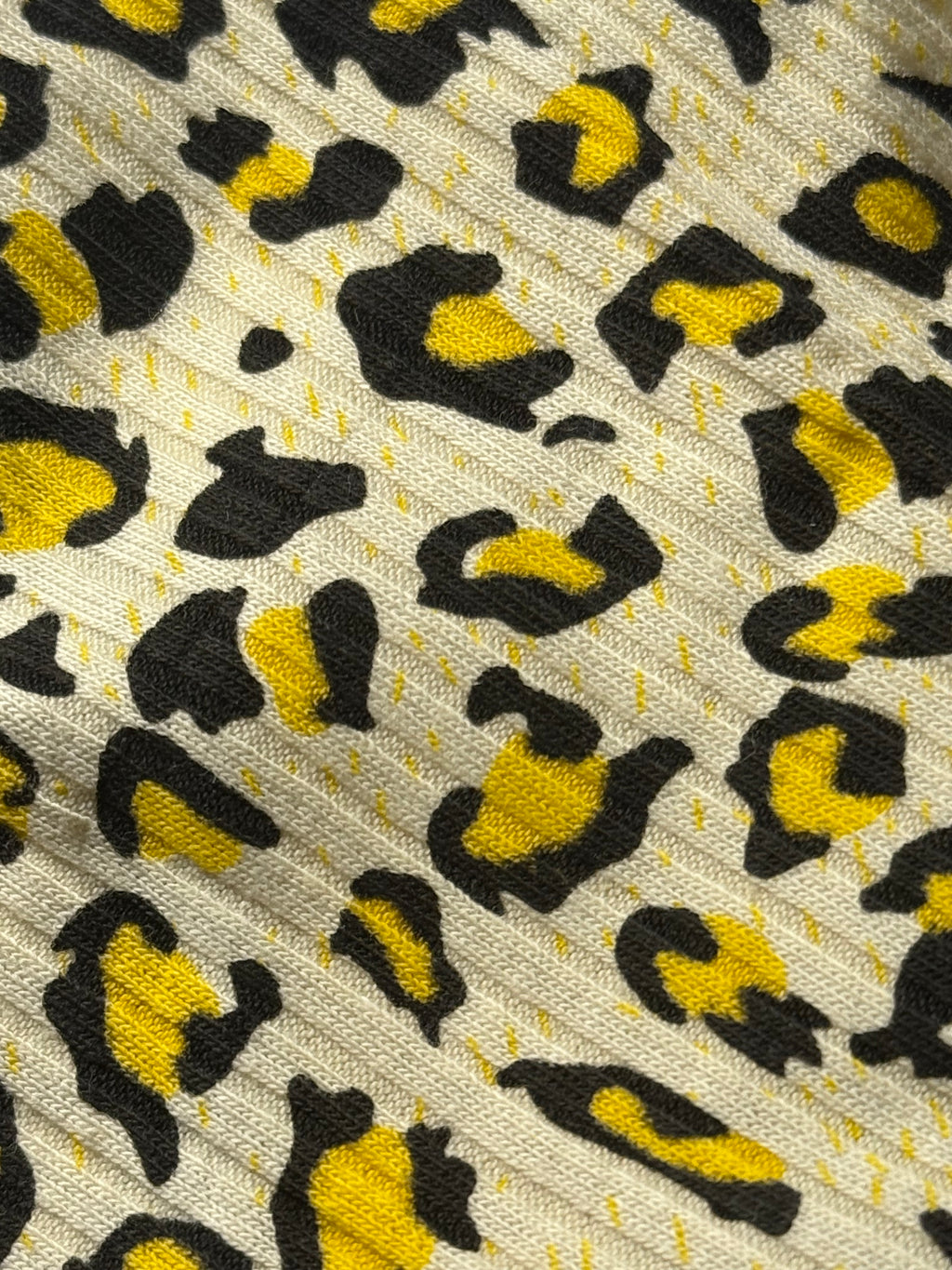 Colaless animal print